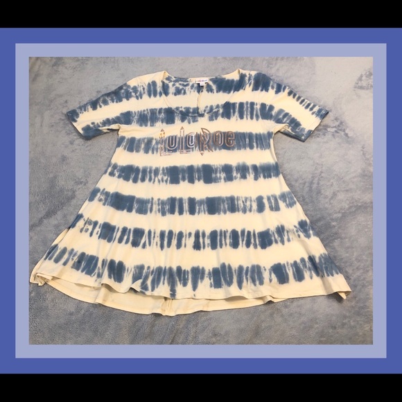 **❣️SOLD❣️**💜Sale for $12💜Lularoe Perfect Tee - Picture 3 of 7